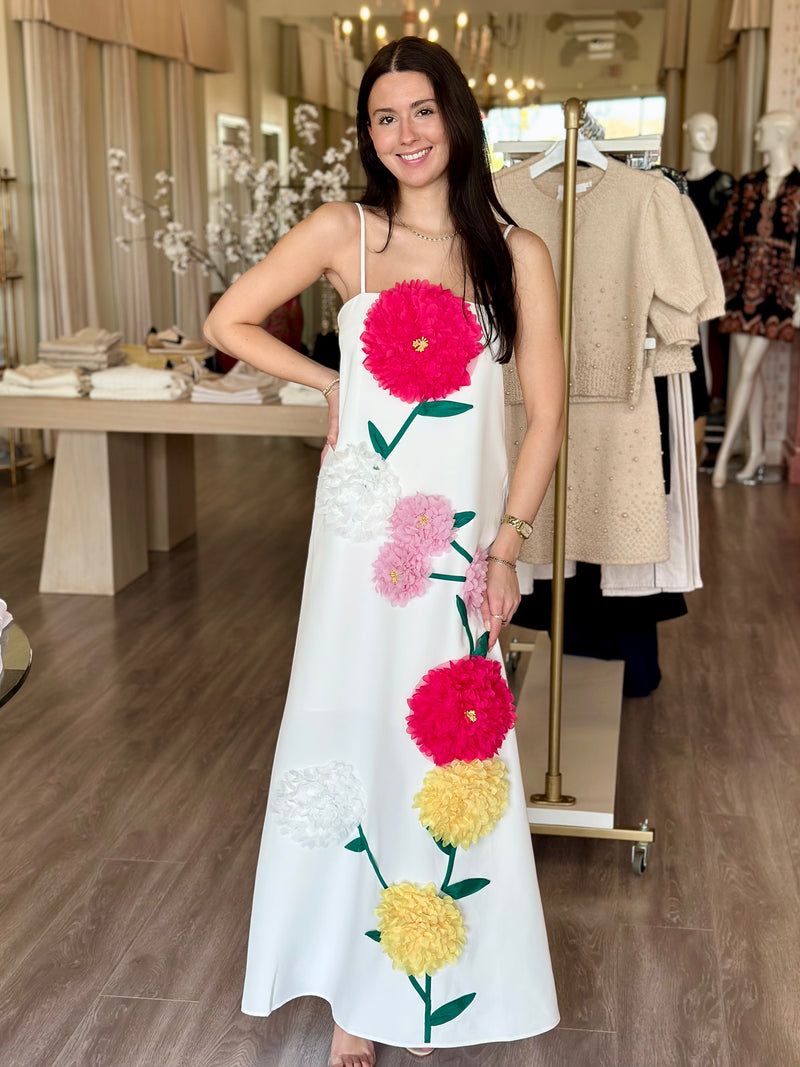 EL2506 White Maxi Dress w/ 3D Flowers